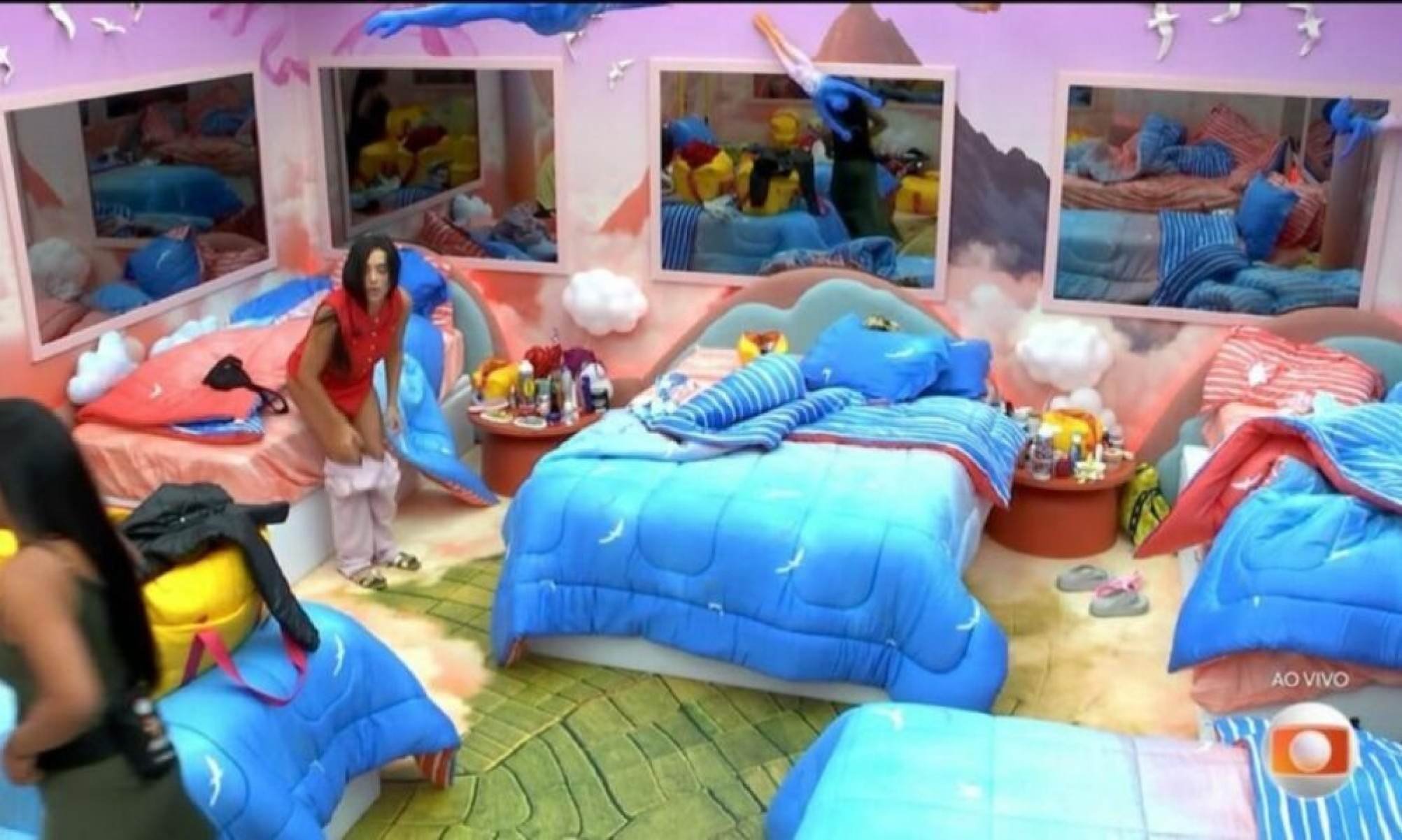 Jordana tira a roupa ao vivo no BBB 26 e choca Tadeu Schmidt