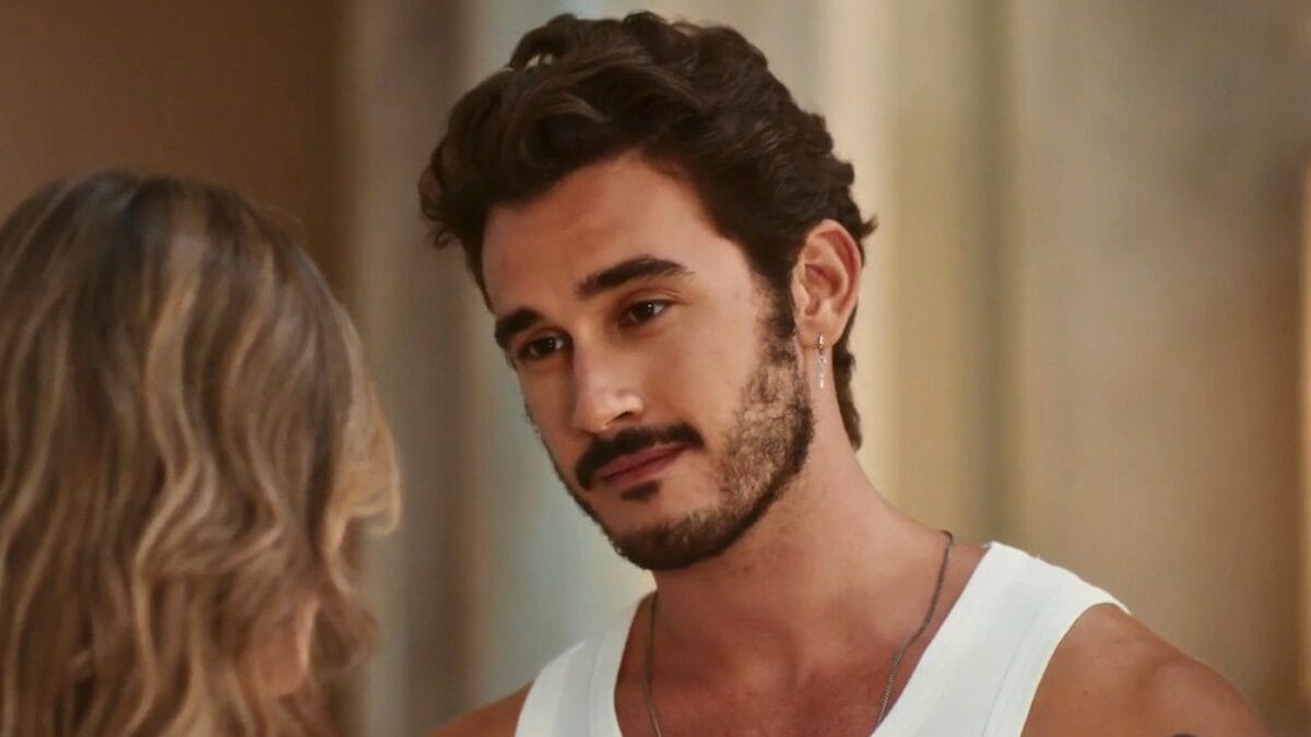 Filipe Bragança e Ramille assumem romance fora das telas