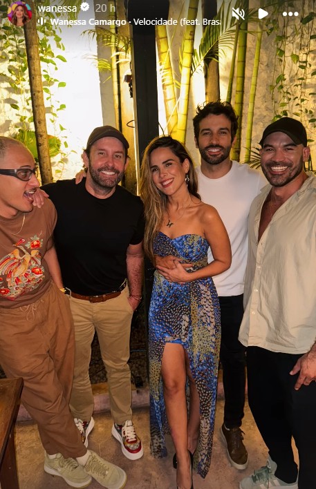 Wanessa Camargo e Bruno Bevan posam juntos em jantar no Rio