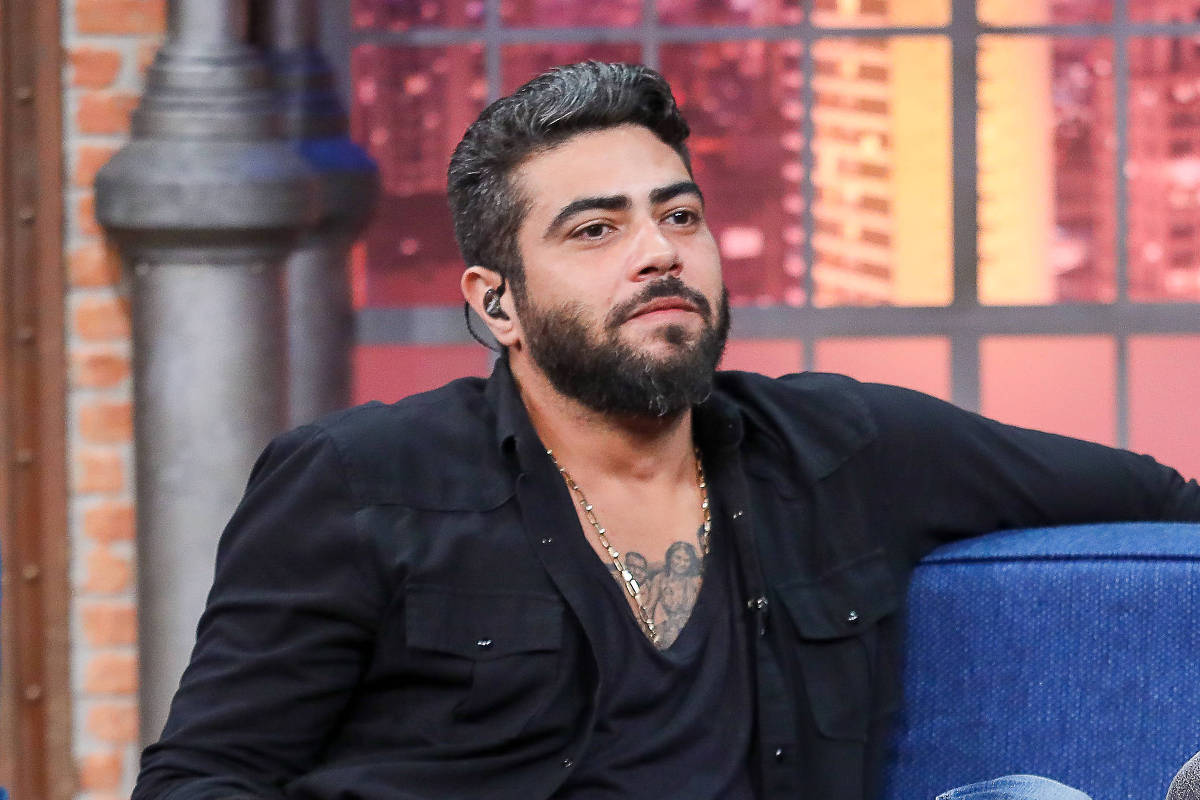 Sertanejo Henrique passa por cirurgia após sentir fortes dores
